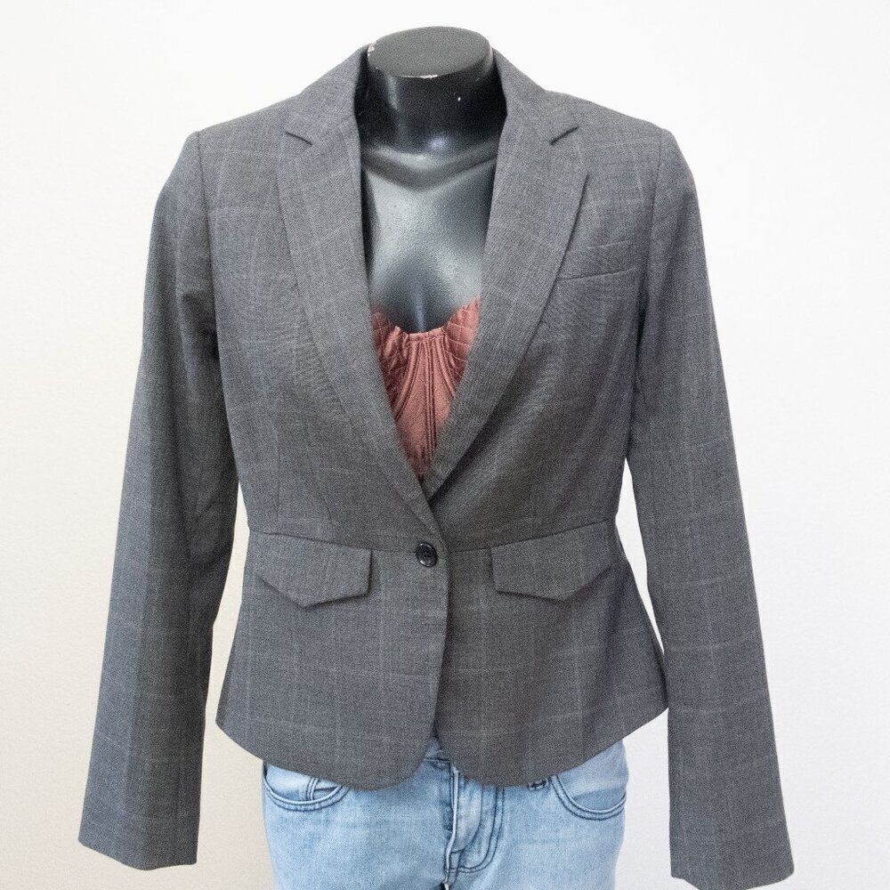 Banana Republic Blazer in size 4